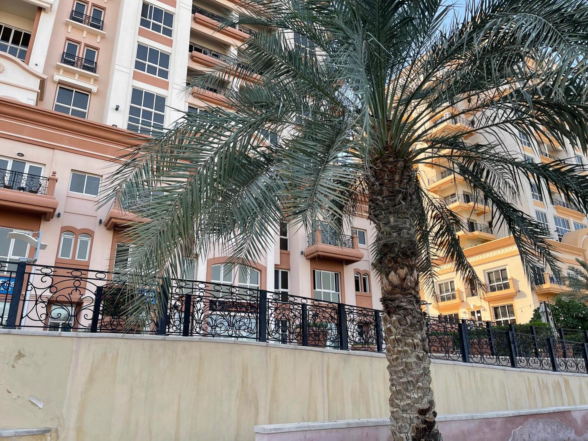 Great View, Dubai Sportcity, Parking Included, Nice Apartments Екстер'єр фото