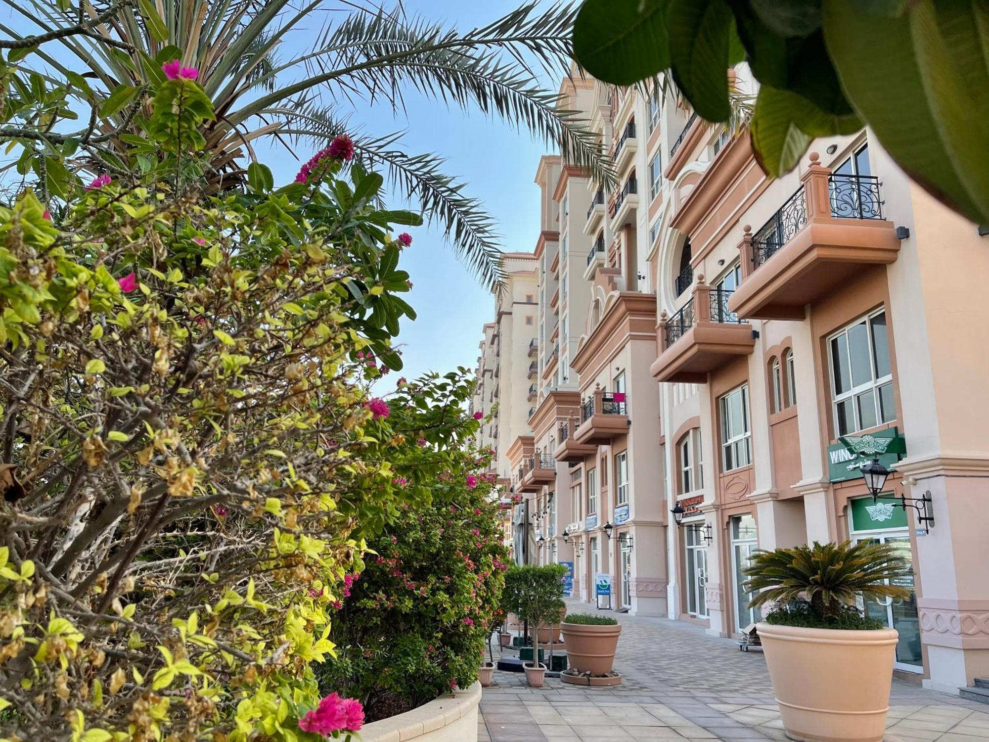 Great View, Dubai Sportcity, Parking Included, Nice Apartments Екстер'єр фото
