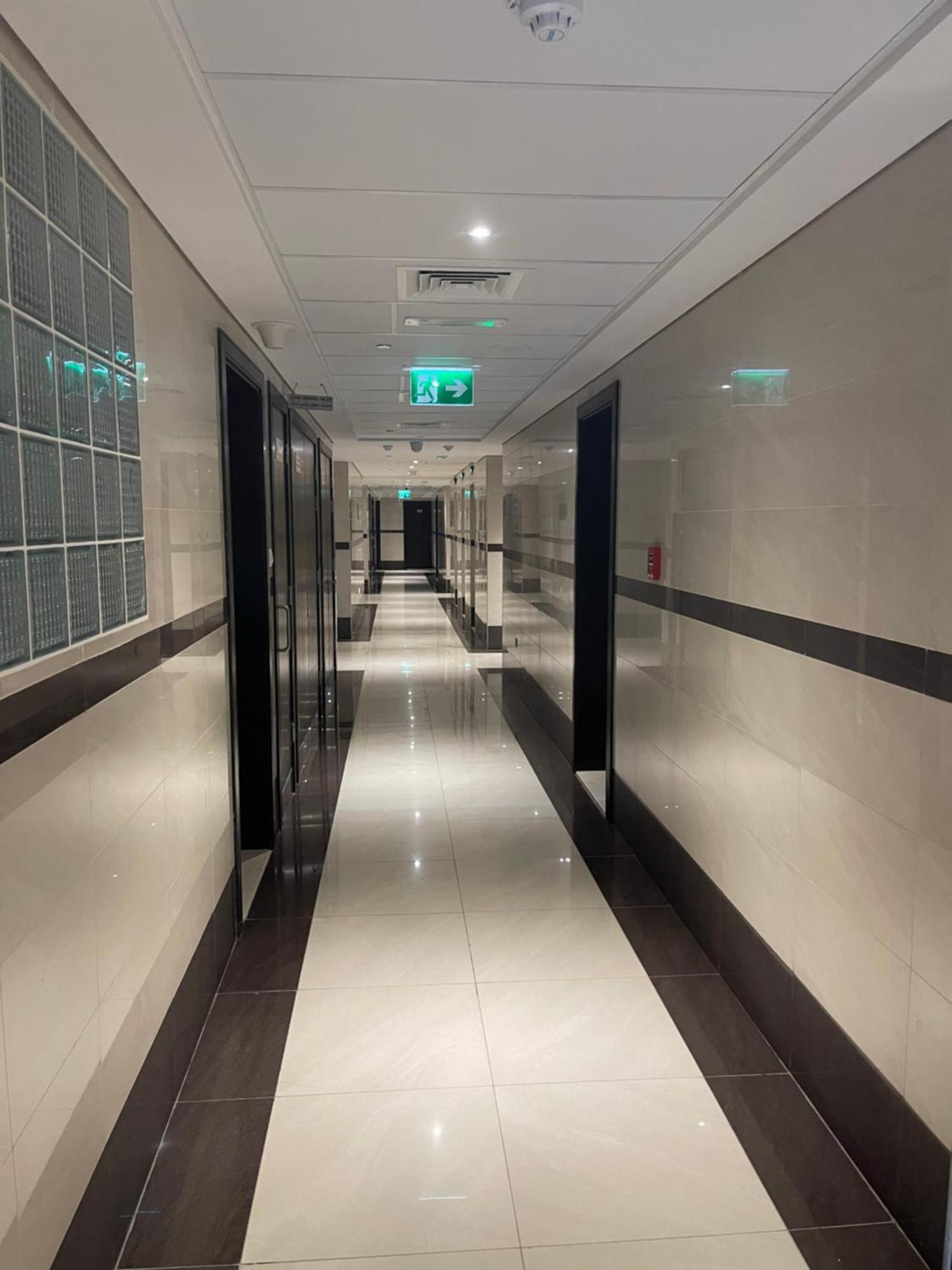 Great View, Dubai Sportcity, Parking Included, Nice Apartments Екстер'єр фото