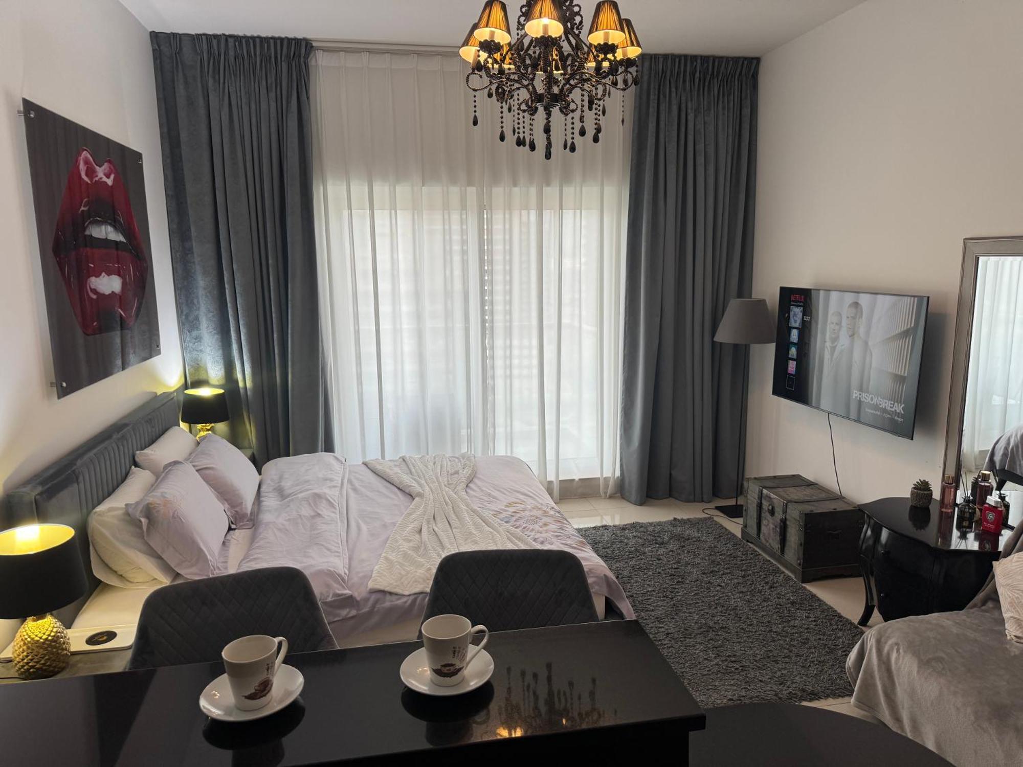 Great View, Dubai Sportcity, Parking Included, Nice Apartments Екстер'єр фото